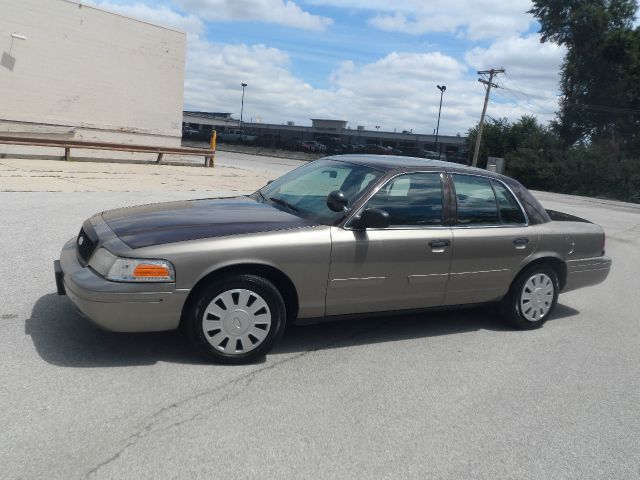 2007 Ford Crown Victoria Luxury
