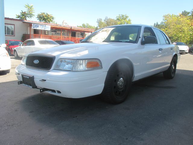2008 Ford Crown Victoria Luxury