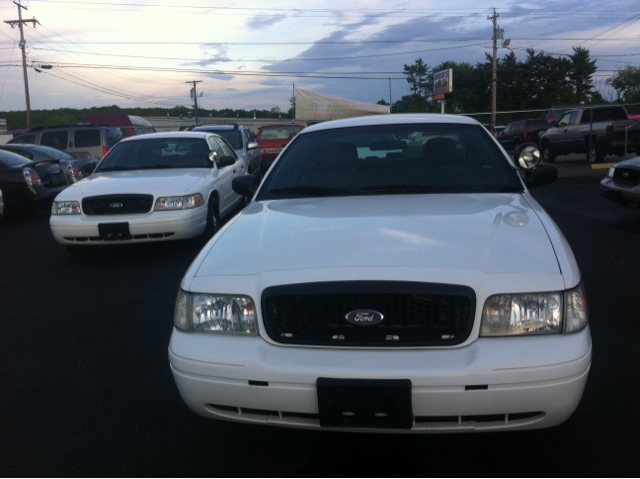 2008 Ford Crown Victoria Luxury