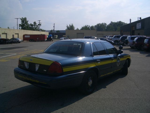 2009 Ford Crown Victoria Luxury