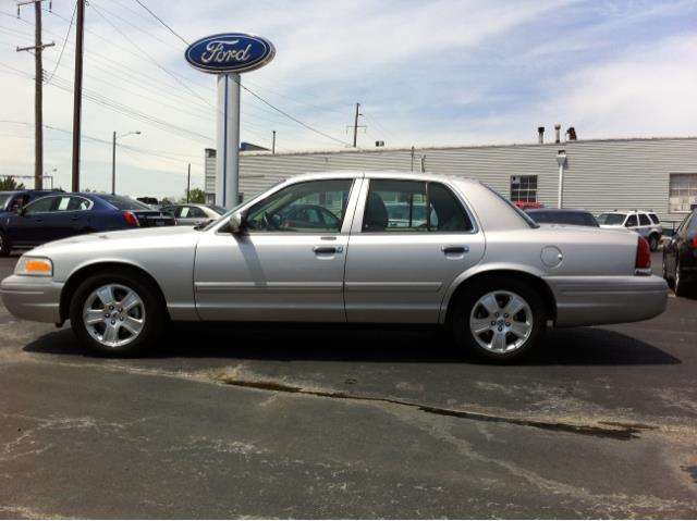 2011 Ford Crown Victoria Elk Conversion Van