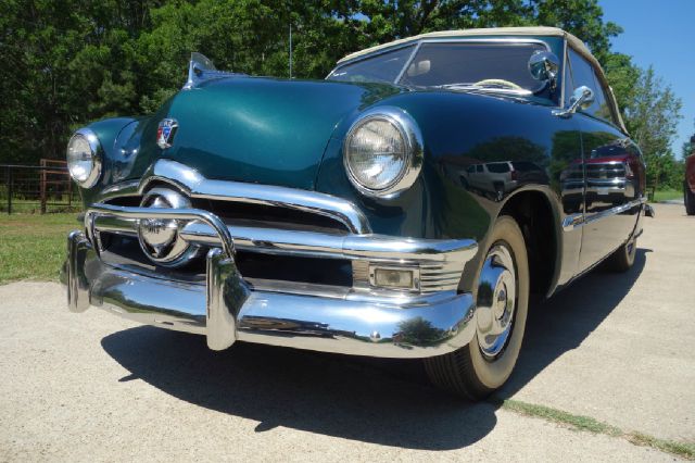 1950 Ford Custom 1.8T Quattro