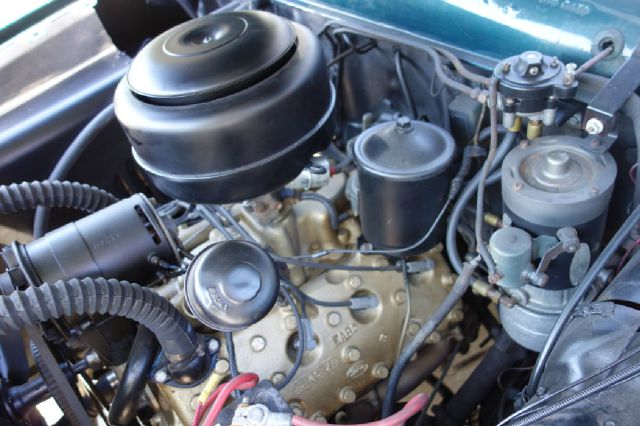 1950 Ford Custom 1.8T Quattro