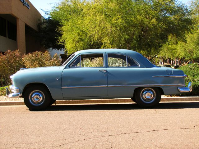 1951 Ford Custom Ext 111 WB AWD