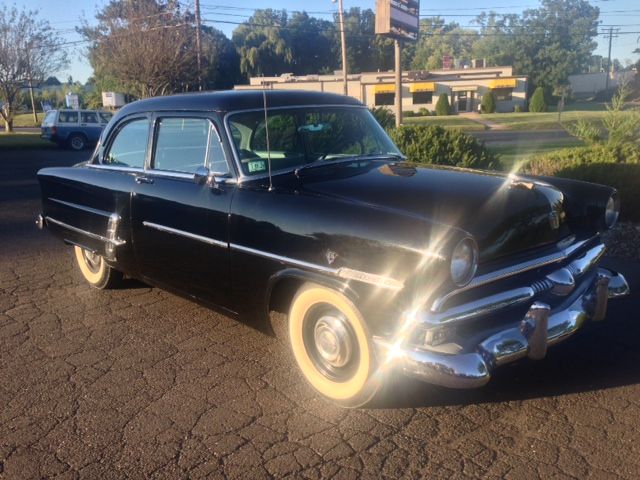 1953 Ford Custom 4dr Wgn 2.6L AWD