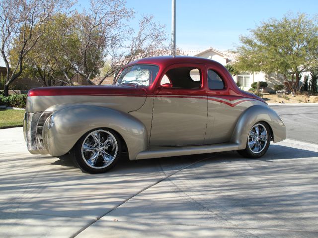 1940 Ford deluxe L Special Edition