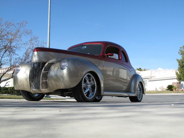 1940 Ford deluxe L Special Edition