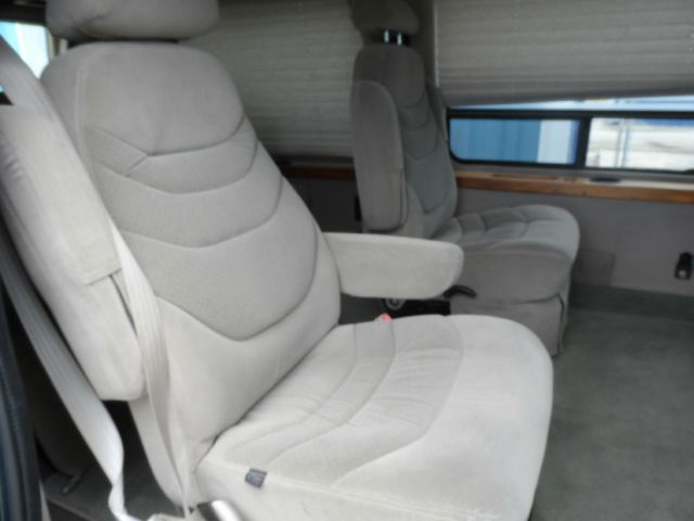 2000 Ford E-150 XLT Superduty Turbo Diesel