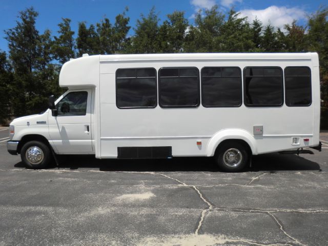 2010 Ford E-450 ION 2 Manual