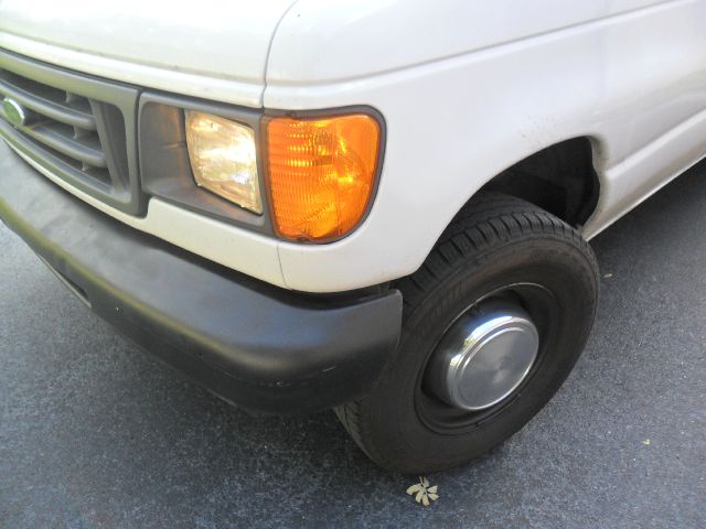 2004 Ford E-Series Cargo T6 Turbo AWD