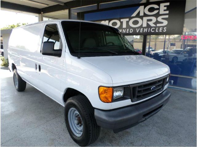2006 Ford E-Series Cargo XLT Superduty Turbo Diesel