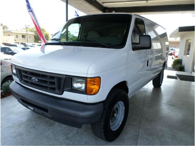 2006 Ford E-Series Cargo XLT Superduty Turbo Diesel