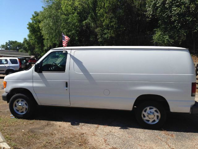 2007 Ford E-Series Cargo 4dr 2.9L Twin Turbo AWD W/3rd