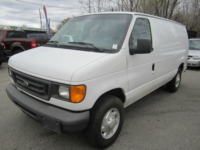 2007 Ford E-Series Cargo Awd-turbo