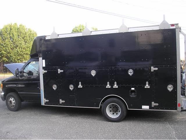 2004 Ford E-Series Chassis Unknown