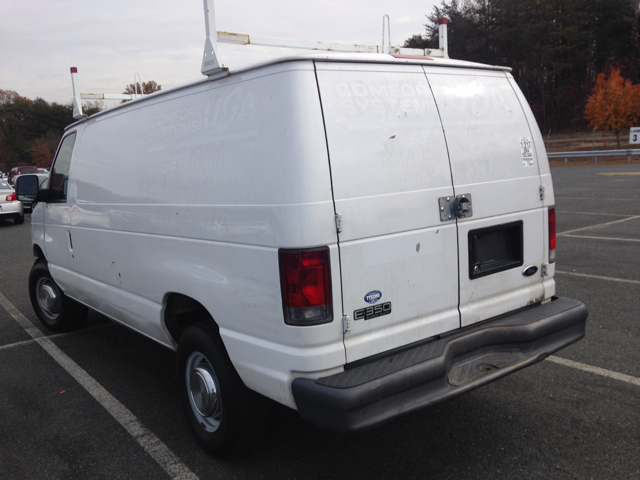 2004 Ford E-Series Van GT Deluxe Bullitt