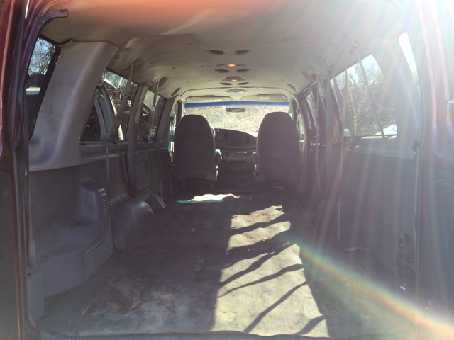 2006 Ford E-Series Van 2dr Cpe V6 Manual GT