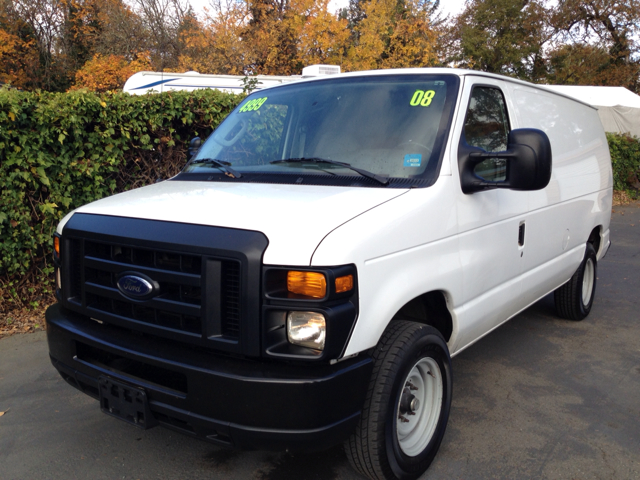 2008 Ford E-Series Van SE Truck