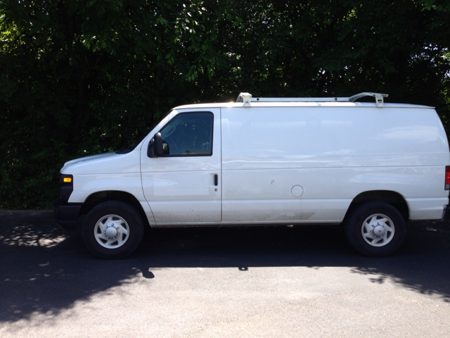 2009 Ford E-Series Van Awd-turbo