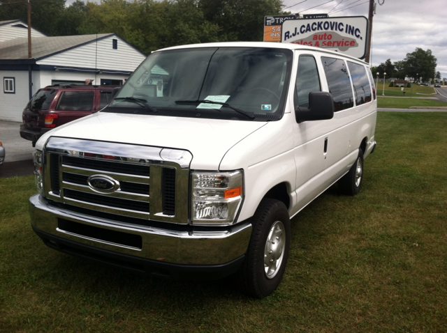 2011 Ford E-Series Wagon Z71, 4X4, LS, XCAB