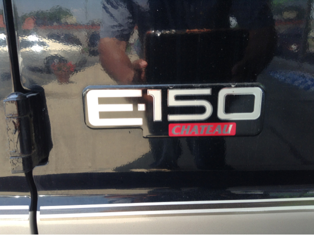 2001 Ford E150 Unknown