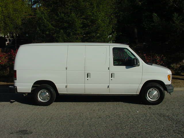 2003 Ford E150 SE Truck