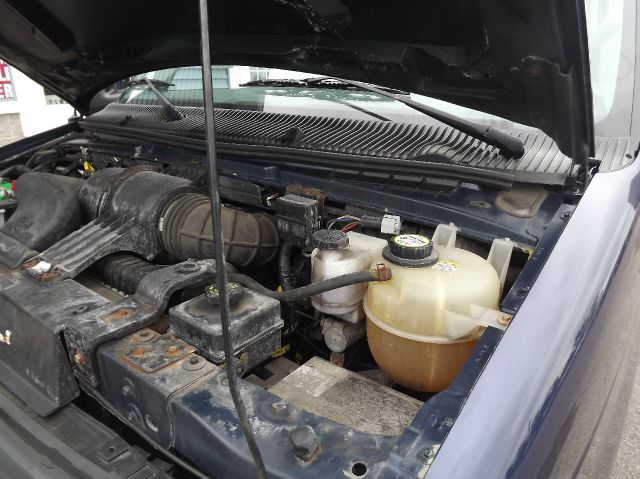 2006 Ford E150 FWD CXS