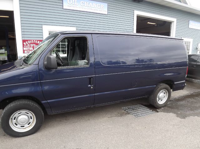 2006 Ford E150 FWD CXS