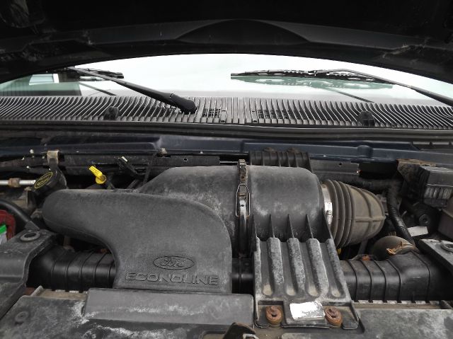 2006 Ford E150 FWD CXS