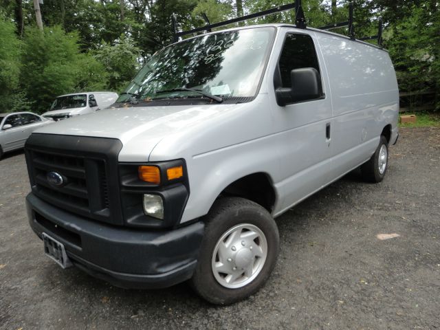 2008 Ford E150 SE Truck