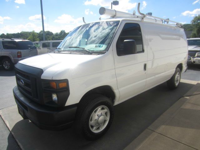 2008 Ford E150 Quad Cab Long Bed 2W
