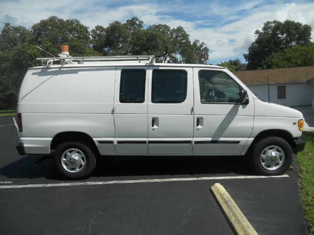 2002 Ford E250 SL AWD CVT Leatherroof