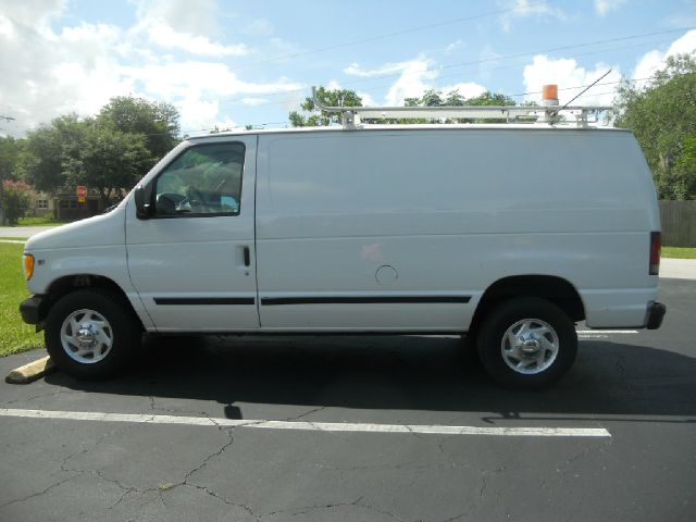 2002 Ford E250 SL AWD CVT Leatherroof