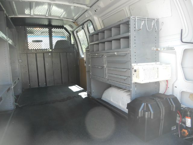 2003 Ford E250 SL AWD CVT Leatherroof