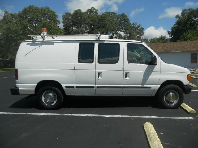 2003 Ford E250 SL AWD CVT Leatherroof