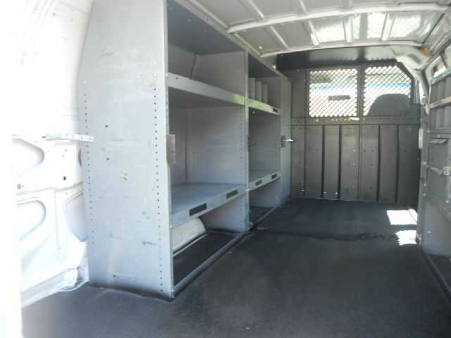 2003 Ford E250 SL AWD CVT Leatherroof