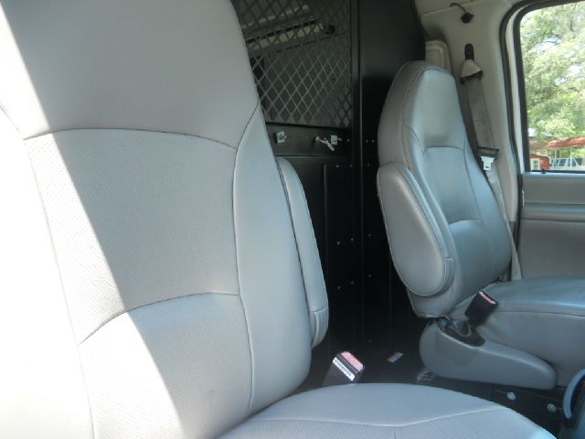 2003 Ford E250 SL AWD CVT Leatherroof