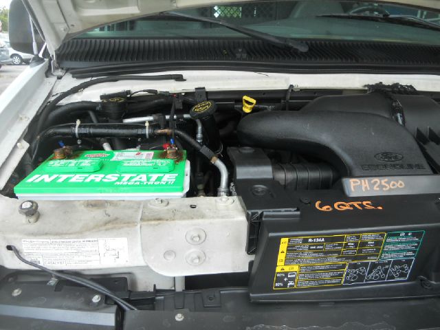 2004 Ford E250 SL AWD CVT Leatherroof