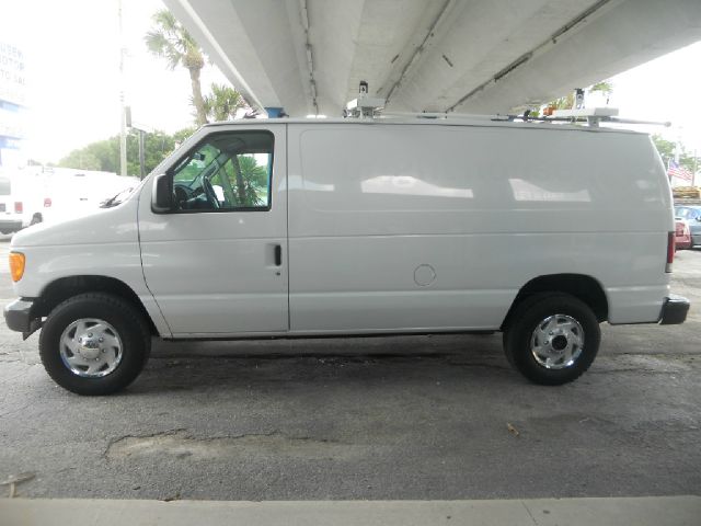 2004 Ford E250 SL AWD CVT Leatherroof