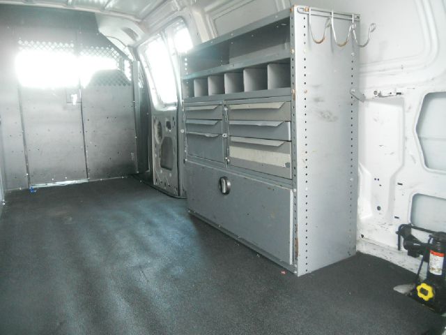 2004 Ford E250 SL AWD CVT Leatherroof