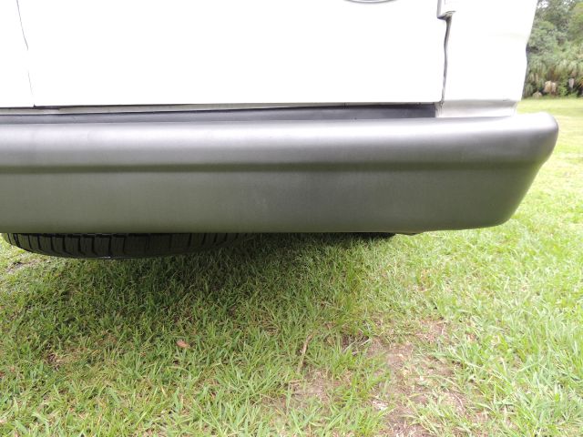 2006 Ford E250 2.5 S Model