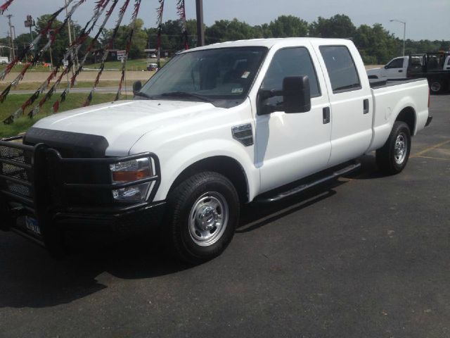 2010 Ford E250 Sport 4WD