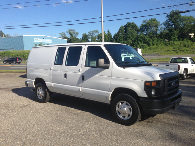 2010 Ford E250 Unknown