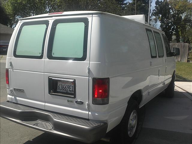 2010 Ford E250 Unknown