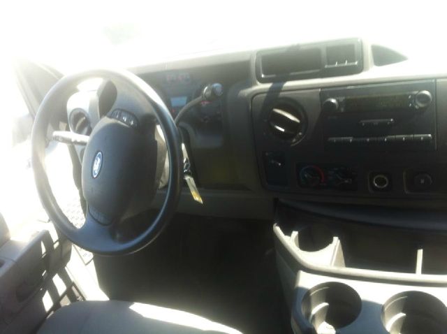 2012 Ford E250 Unknown