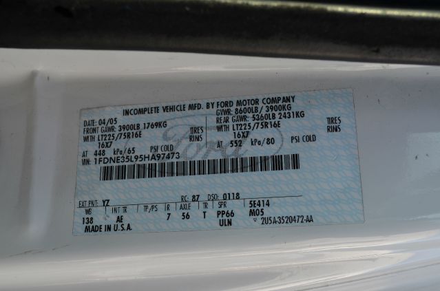 2005 Ford E350 AT Touring With RES