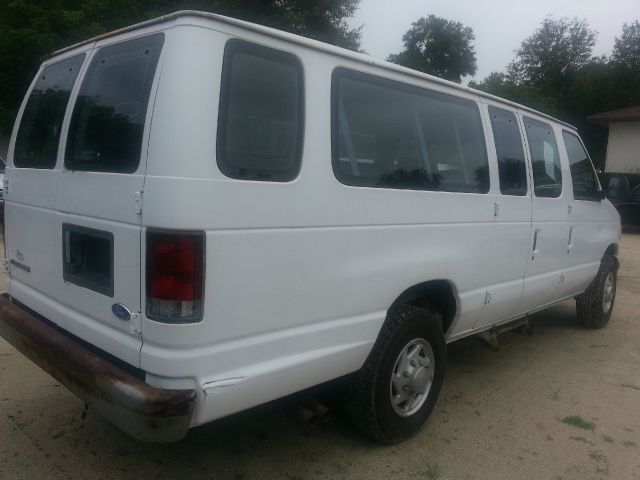 1995 Ford E350 Wagon FWD I