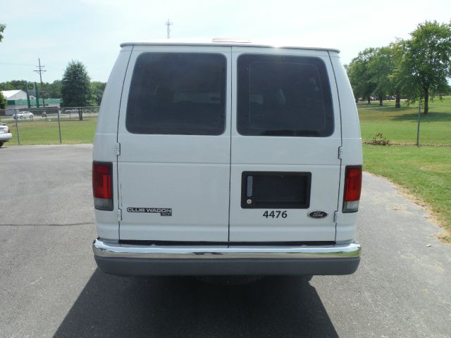 1998 Ford E350 Wagon FWD I