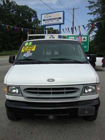 2005 Ford E350 Wagon Unknown