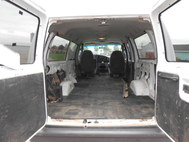 2006 Ford E350 Wagon GLI VR6 Manual